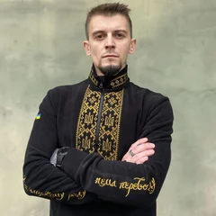 Черна фліска Вишиванка Жовтий Тризуб